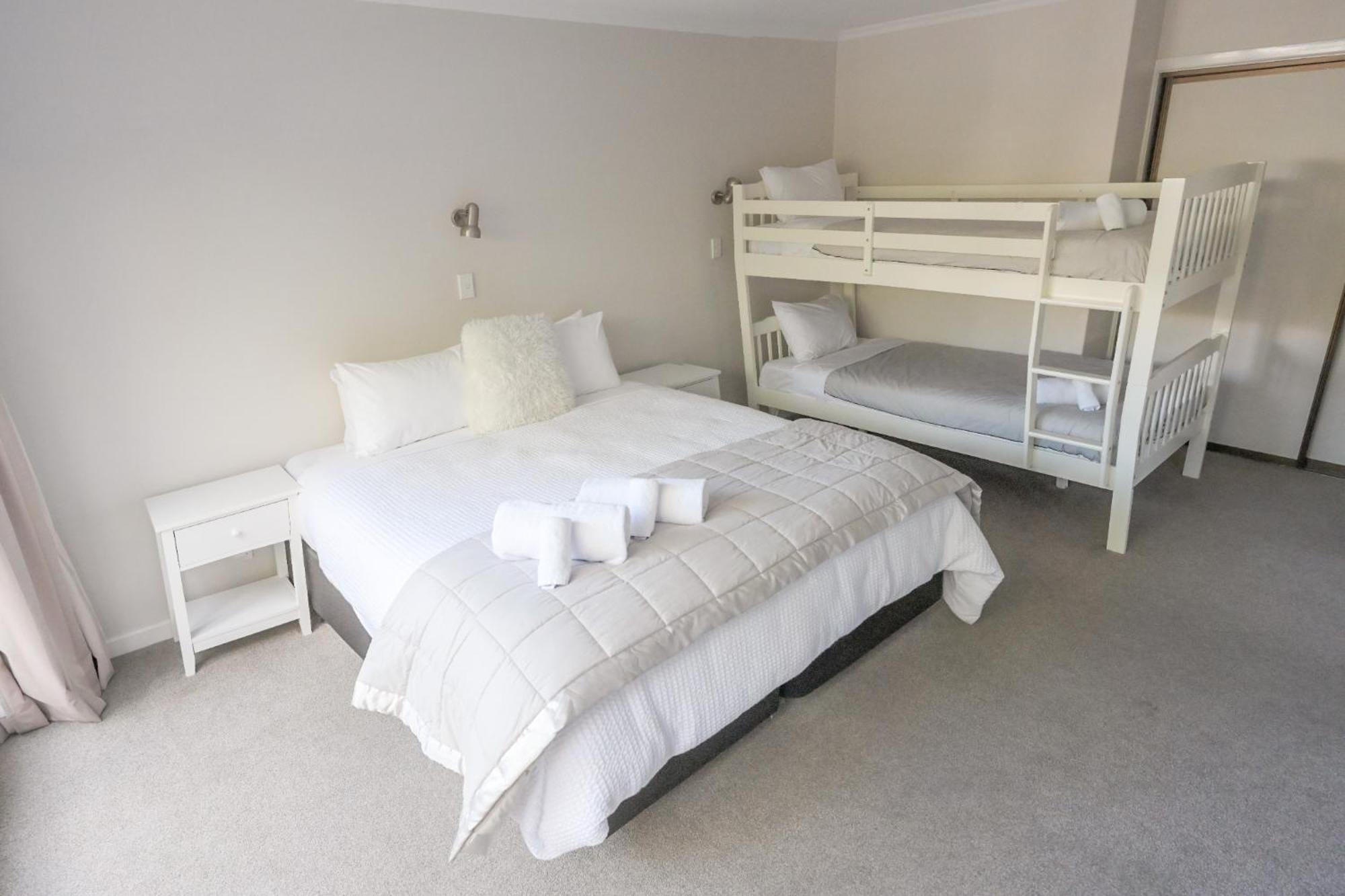 The Willows Wanaka Room photo